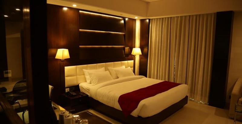 Kings Forth Hotels New Delhi Buitenkant foto