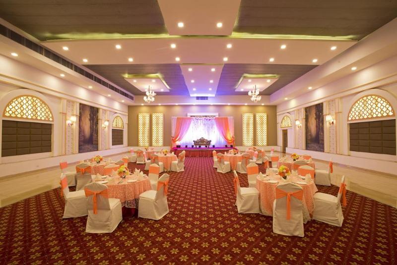 Kings Forth Hotels New Delhi Buitenkant foto