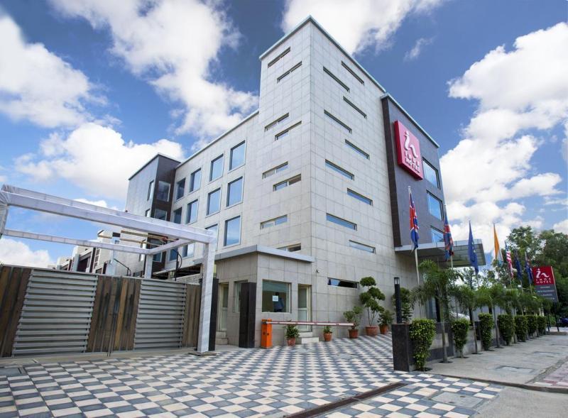 Kings Forth Hotels New Delhi Buitenkant foto