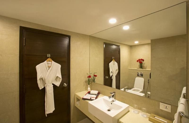 Kings Forth Hotels New Delhi Buitenkant foto